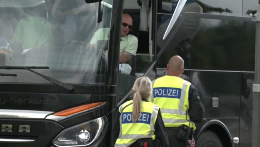 740 нелегалов получили отказ во въезде в Германию за неделю