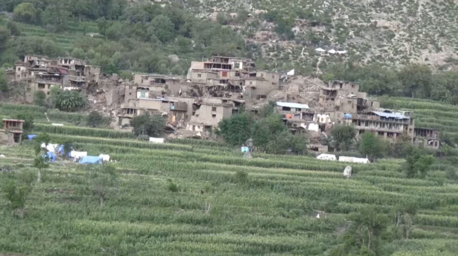 Жители Афганистана возвращаются в дома