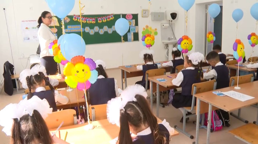 Восемь школ отремонтировали в области Жетысу