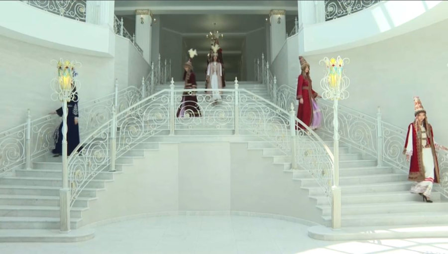 Ұлттық киімге сұраныс жоғары