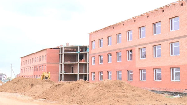 Елде жемқорлардың қаржысына 43 мектеп салынды