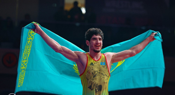 «Классик» Ибрагим Магомадов принёс Казахстану первую медаль чемпионата Азии
