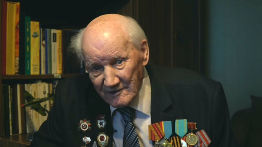 Павлодар облысында қарт майдангерлерге құрмет көрсетіліп жатыр