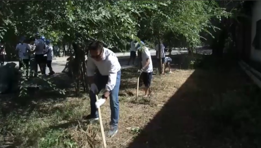 90 тысяч казахстанцев приняли участие в акции «Таза бейсенбі»