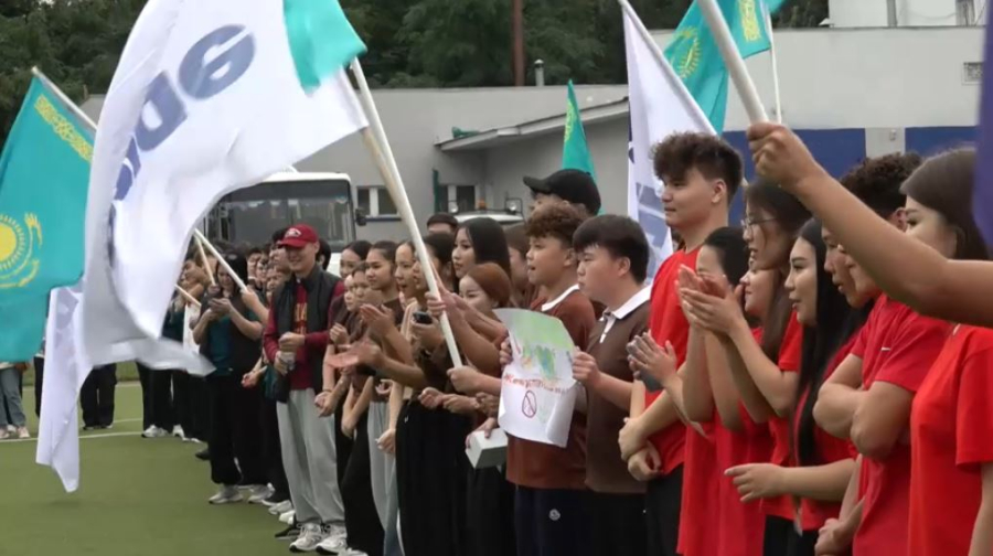 Титулованные спортсмены встретились с молодежью в Уральске