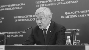 Бердибек Сапарбаев скончался на 71 году жизни