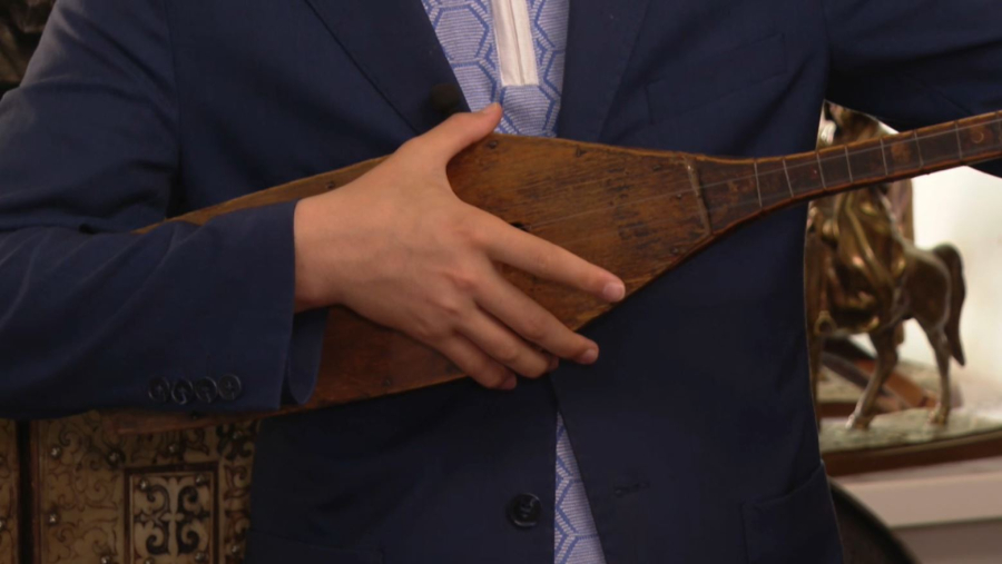 Астанадағы музейде Абайдың домбырасы сақтаулы тұр