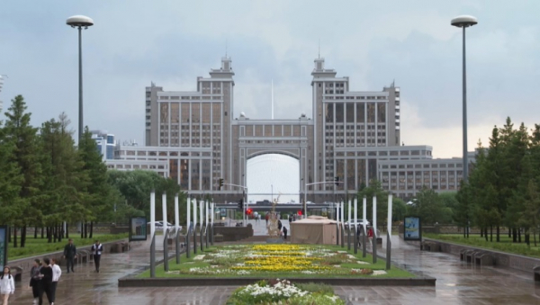 Дожди, грозы и жара ожидаются в Казахстане