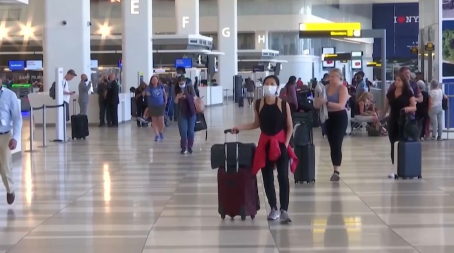 ИИ для оценки цен на авиабилеты  внедряют в США