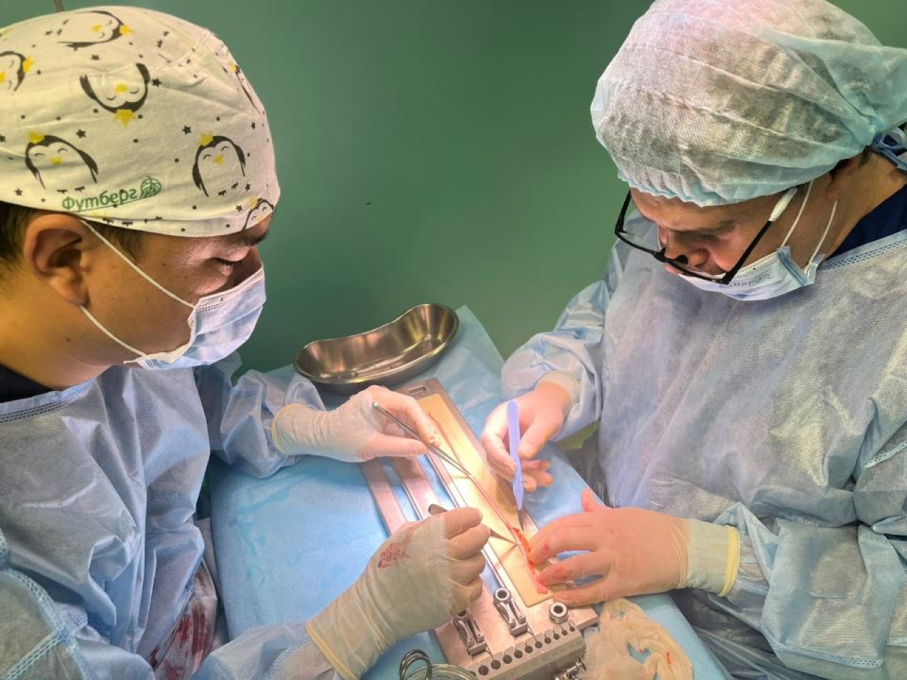 24 ребёнка прооперировали после тяжелых травм в Алматы