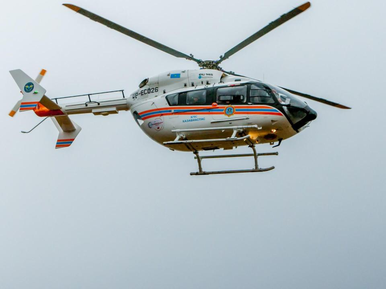 Подростка экстренно доставили вертолётом МЧС в Кокшетау