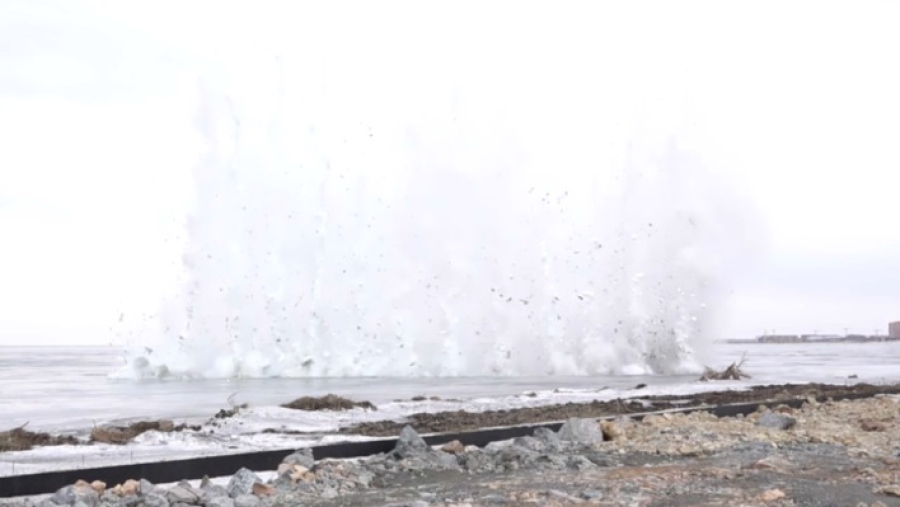 Лед взрывают на реках Акмолинской области