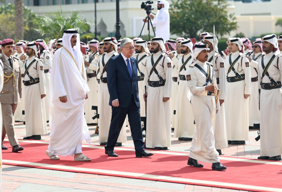 Президент Қатар әмірінің «Diwan Amiri» сарайына келді
