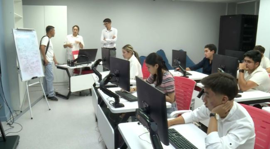 Академию искусственного интеллекта открыли в Талдыкоргане