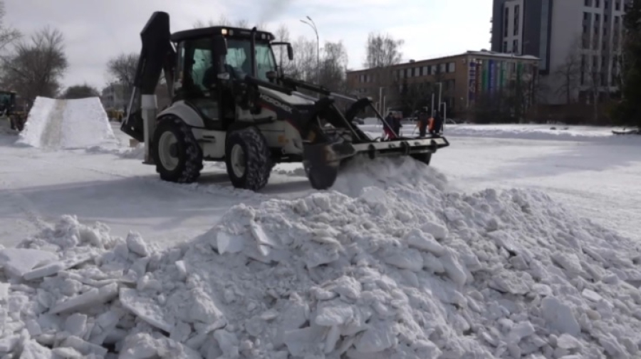 ИИ следит за вывозом снега в Петропавловске