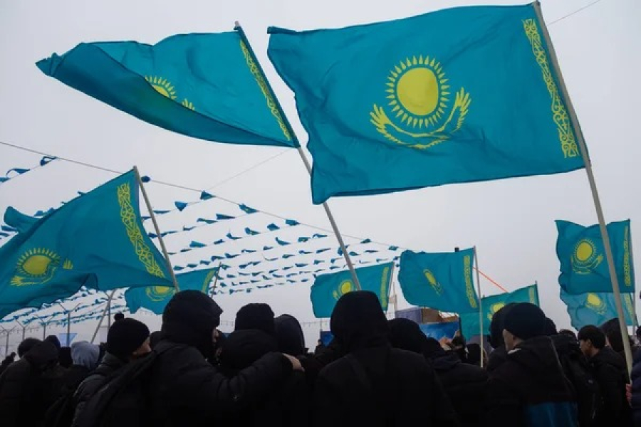 Қазақстан туы ғарышта, Эвересте және полюстерде желбіреді: рәміздер туралы қызықты деректер