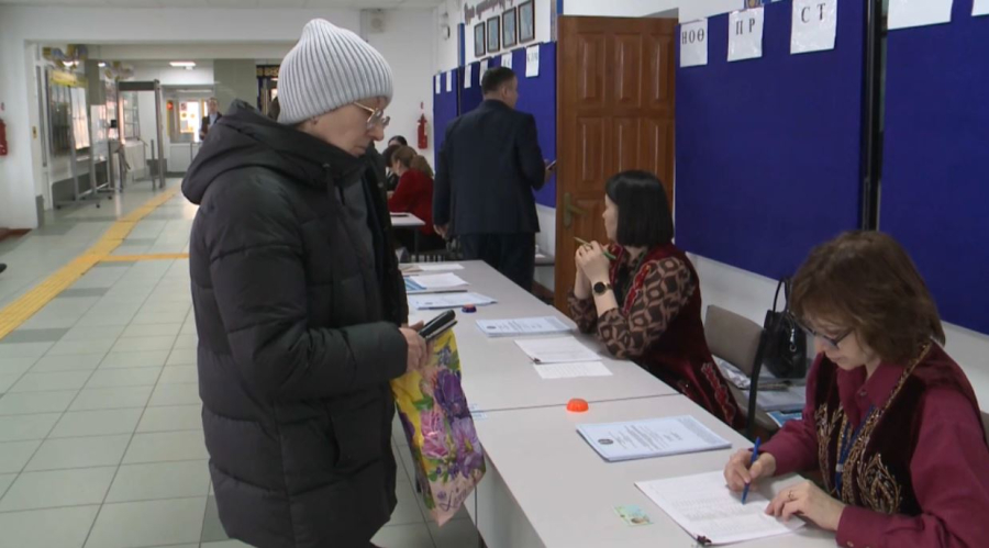 Қостанайдағы дауыс беру учаскесі цифрлық технологиямен жабдықталған. Live