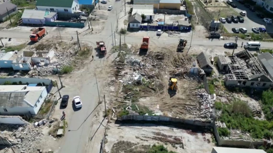 Снос аварийных домов начали в Атырау