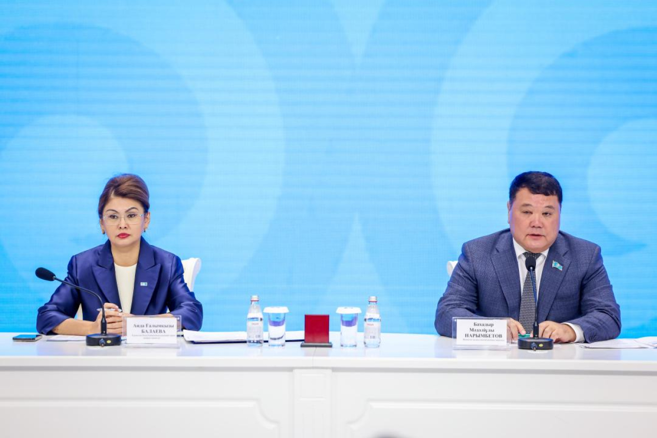 Аида Балаева встретилась с жителями города Шымкент