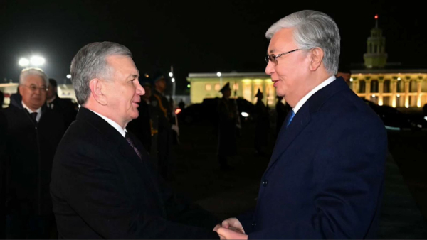 Қ. Тоқаев Өзбекстан президентін құрметпен шығарып салды