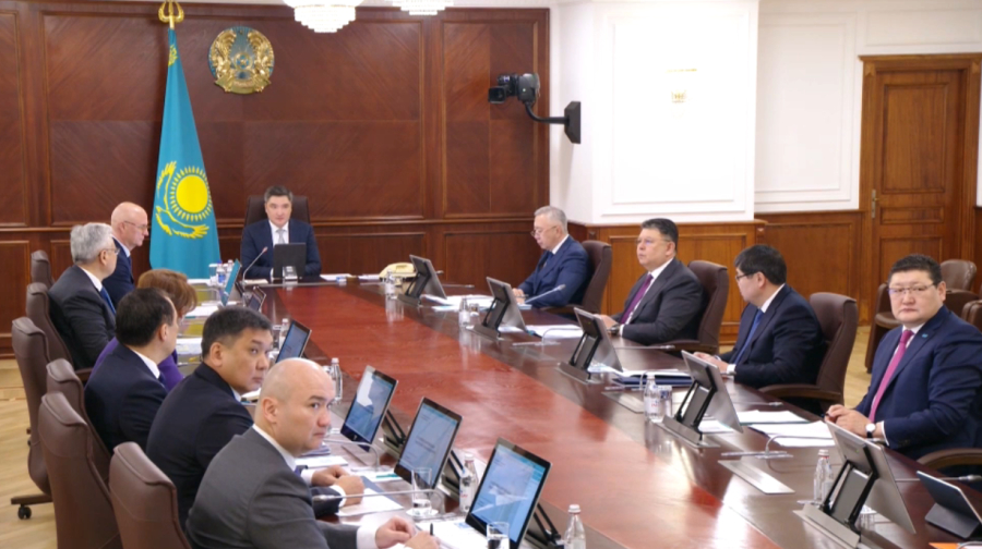 Грузовые беспилотные автомобили запустят в РК до 2027 года