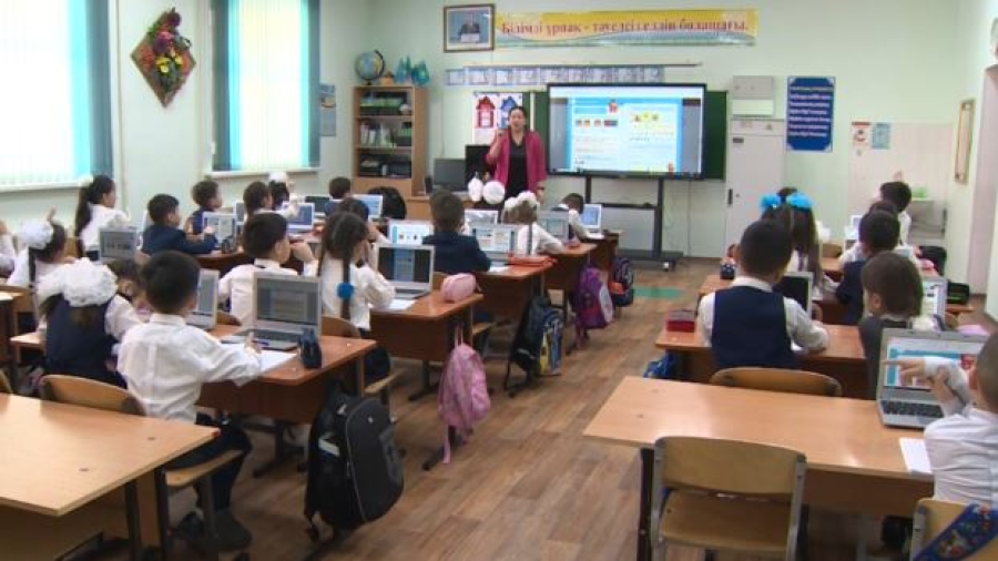 Елде 5 мыңнан аса мұғалім керек