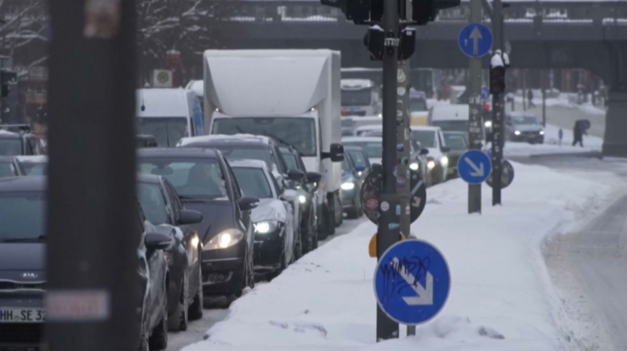 Германияда дауылдан жол қозғалысы қиындады