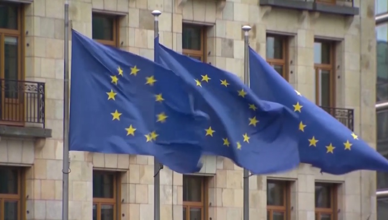 Европарламент одобрил новые правила депортации нелегалов