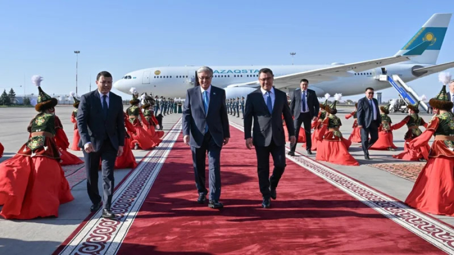Қасым-Жомарт Тоқаев Қырғыз Республикасына ресми сапармен барды