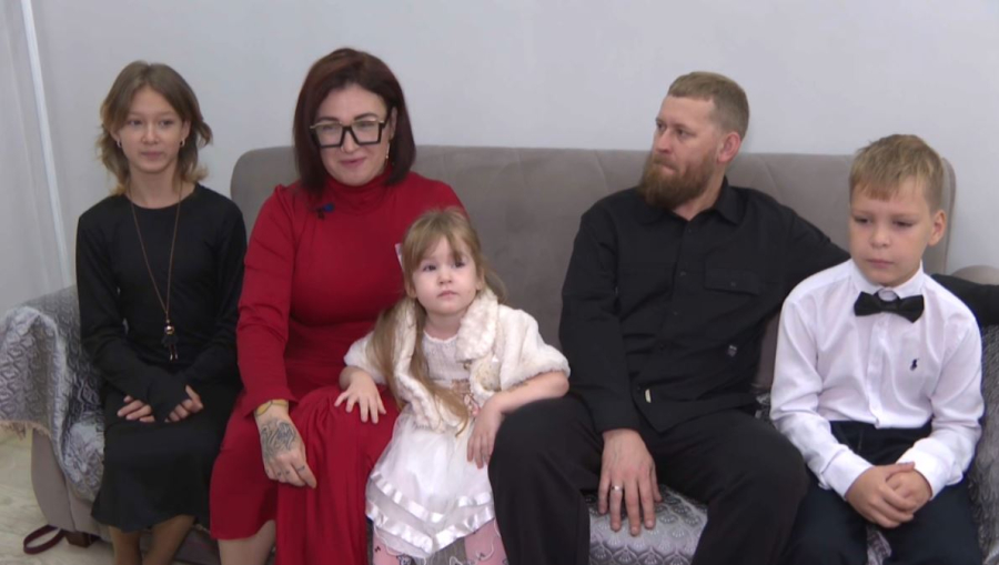 Павлодарлық өнерлі жұп отбасылық құндылықтарды дәріптер жүр