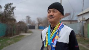 70-летний марафонец из Тараза готовится к новым забегам