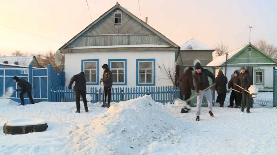 Ученики спасли жизнь бабушке в Абайской области