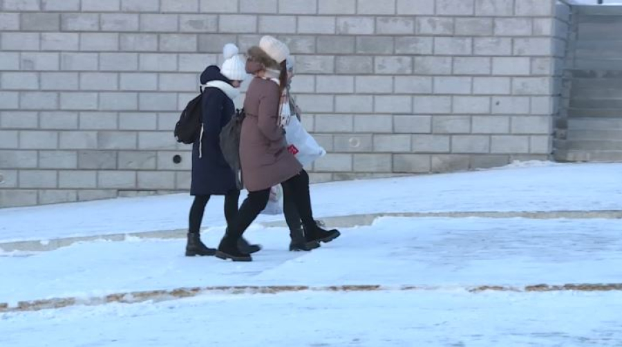 Столичные школьники будут учиться онлайн