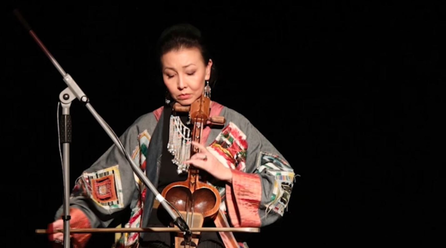 Қазақ өнерпаздары Париж сахнасында