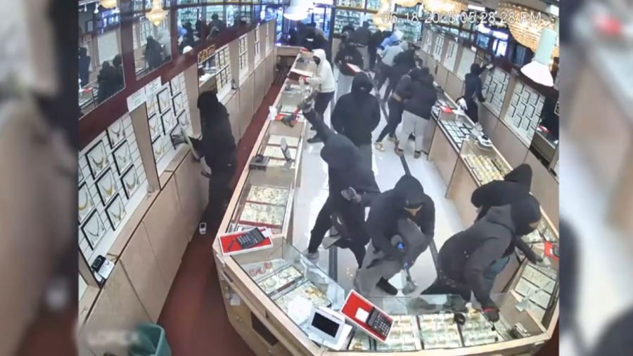 АҚШ-та 2 млн доллар тұратын әшекейлер ұрланды