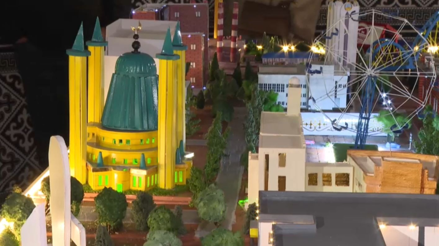 Павлодарда оқушылар «ақылды қала» макетін жасады