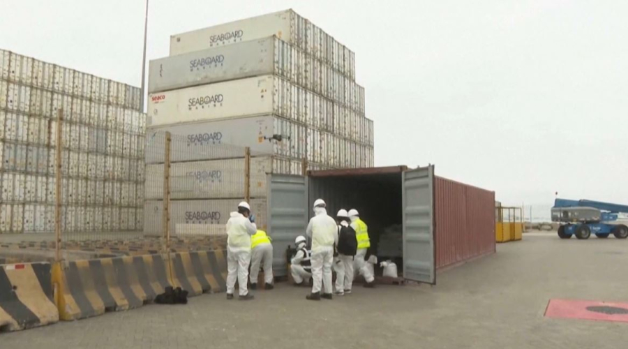 Перуде заңсыз алтын өндірісі тыйылмай тұр