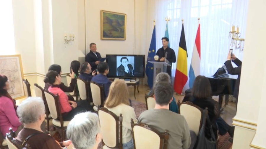 В Европе почтили память Мукагали Макатаева