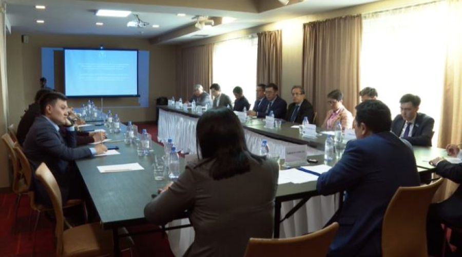 Корпус сельских акимов обновился на 72% в Казахстане