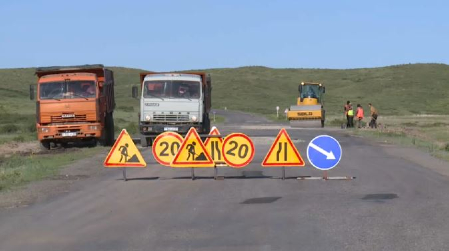 Автодороги отремонтируют в 24 сёлах Карагандинской области в этом году