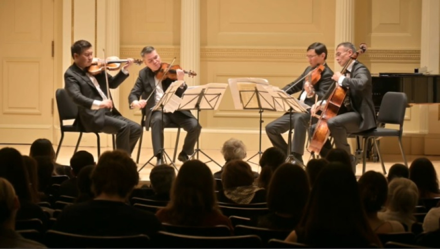 Казахская музыка прозвучала в Карнеги-холле