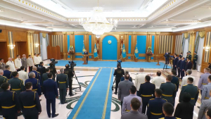 Как Казахстан чествует защитников страны в преддверии праздников