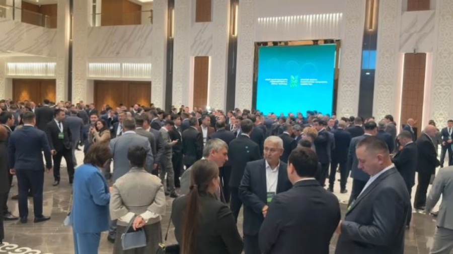 II форум работников сельского хозяйства проходит в Казахстане