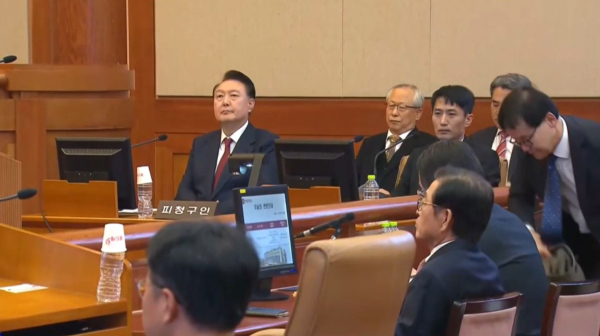 Суд Сеула освободил из-под стражи экс-президента Южной Кореи