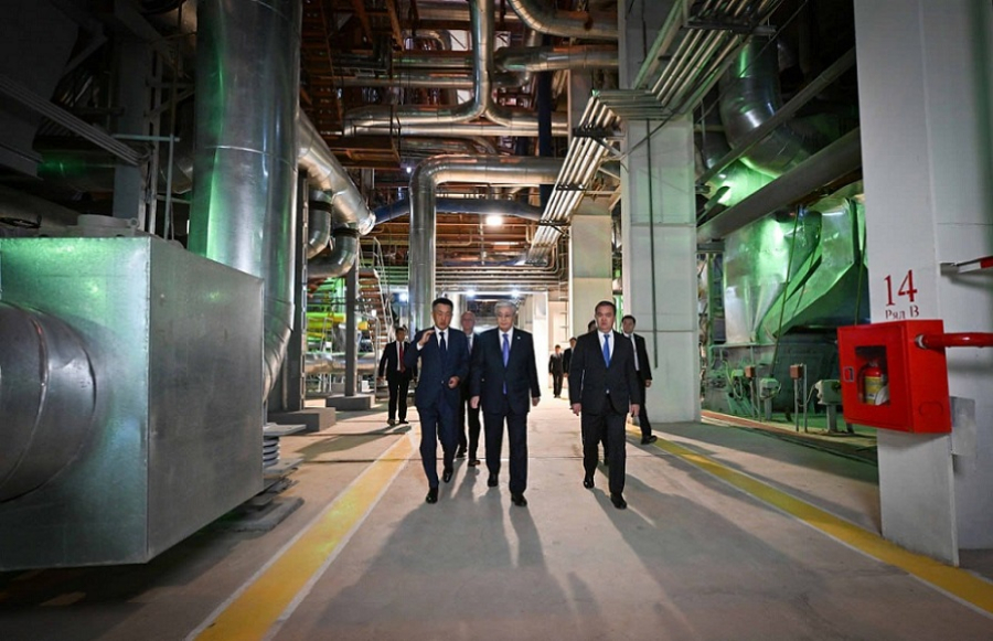 Президент ознакомился с деятельностью первой очереди ТЭЦ-3 Астаны