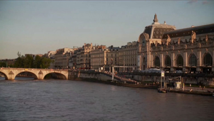 Францияда ауқатты азаматтарға салық сақталмақ