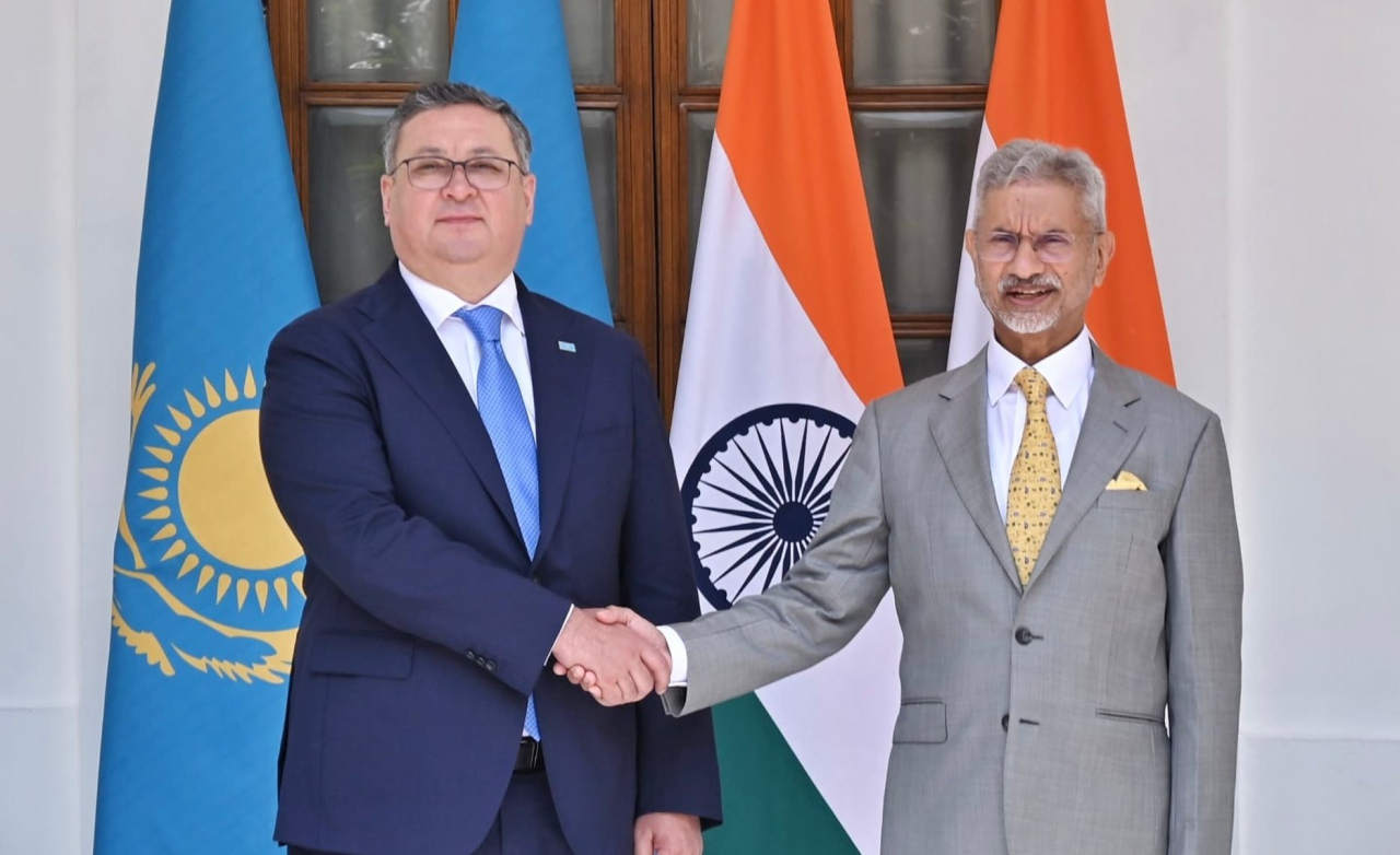 Глава МИД Казахстана посетил Индию с официальным визитом