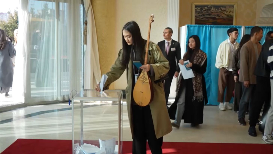 Анкарада референдум мерекелік фестивальмен жалғасты