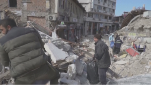 Возросло число жертв землетрясений в Турции