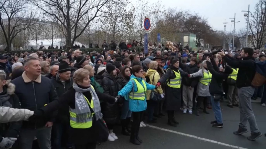 Антиправительственные протесты проходят в Будапеште